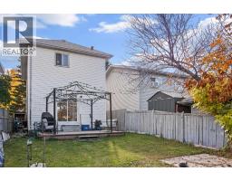 Bedroom - 70 Dovercliffe Way, Calgary, AB T2B2C6 Photo 8