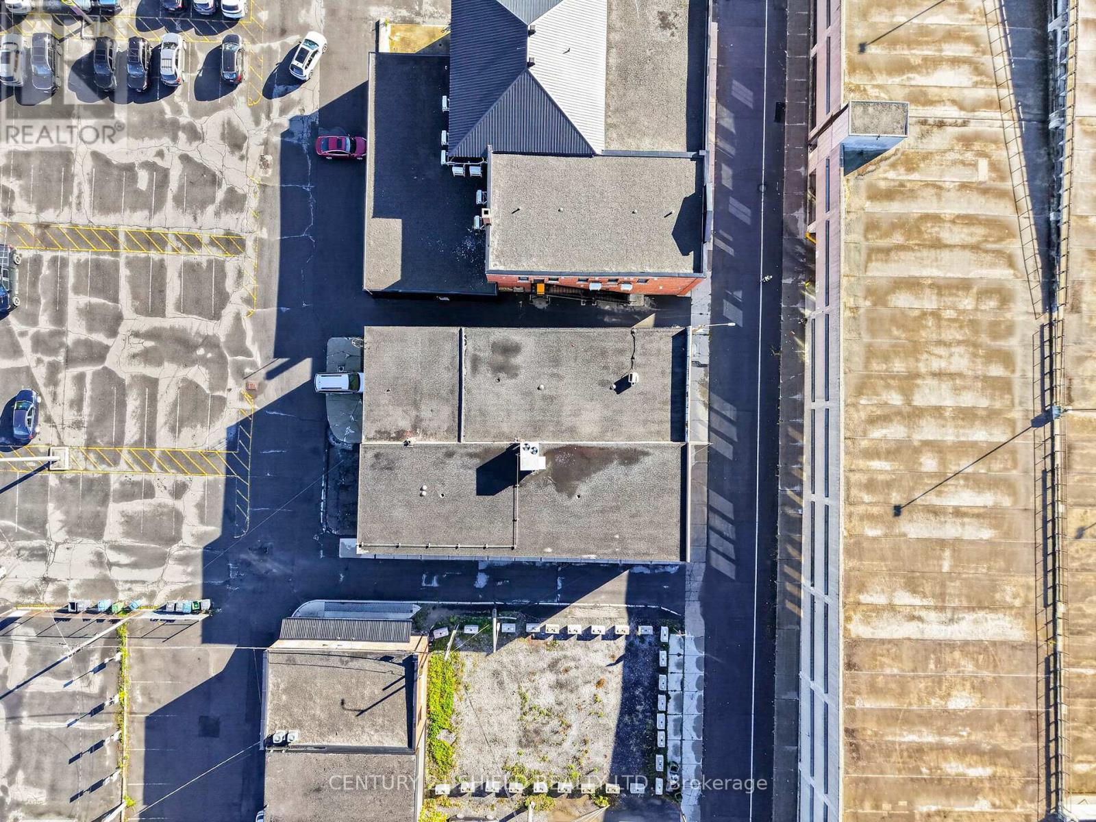 27 First Street East — photo 42