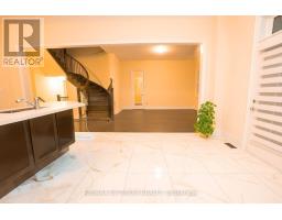 24 Selwood Drive, Brampton, ON L6P4R5 Photo 13