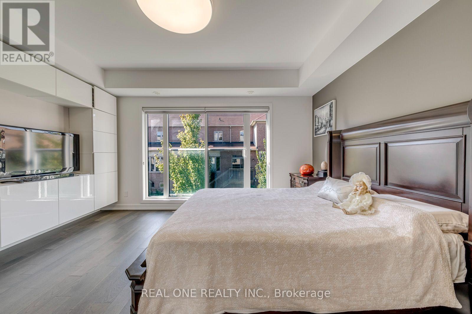 236- 3074 Sixth Line, Oakville, ON photo 24