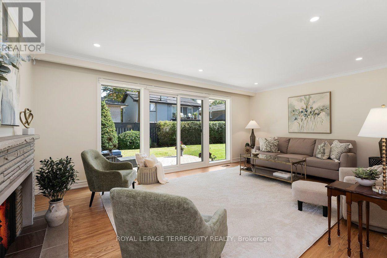 21 Greencoat Road, Toronto, ON photo 7