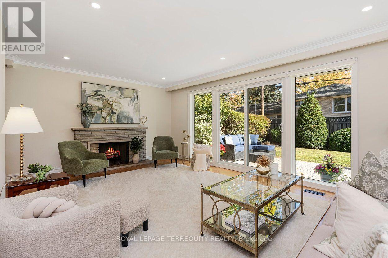 21 Greencoat Road, Toronto, ON photo 8