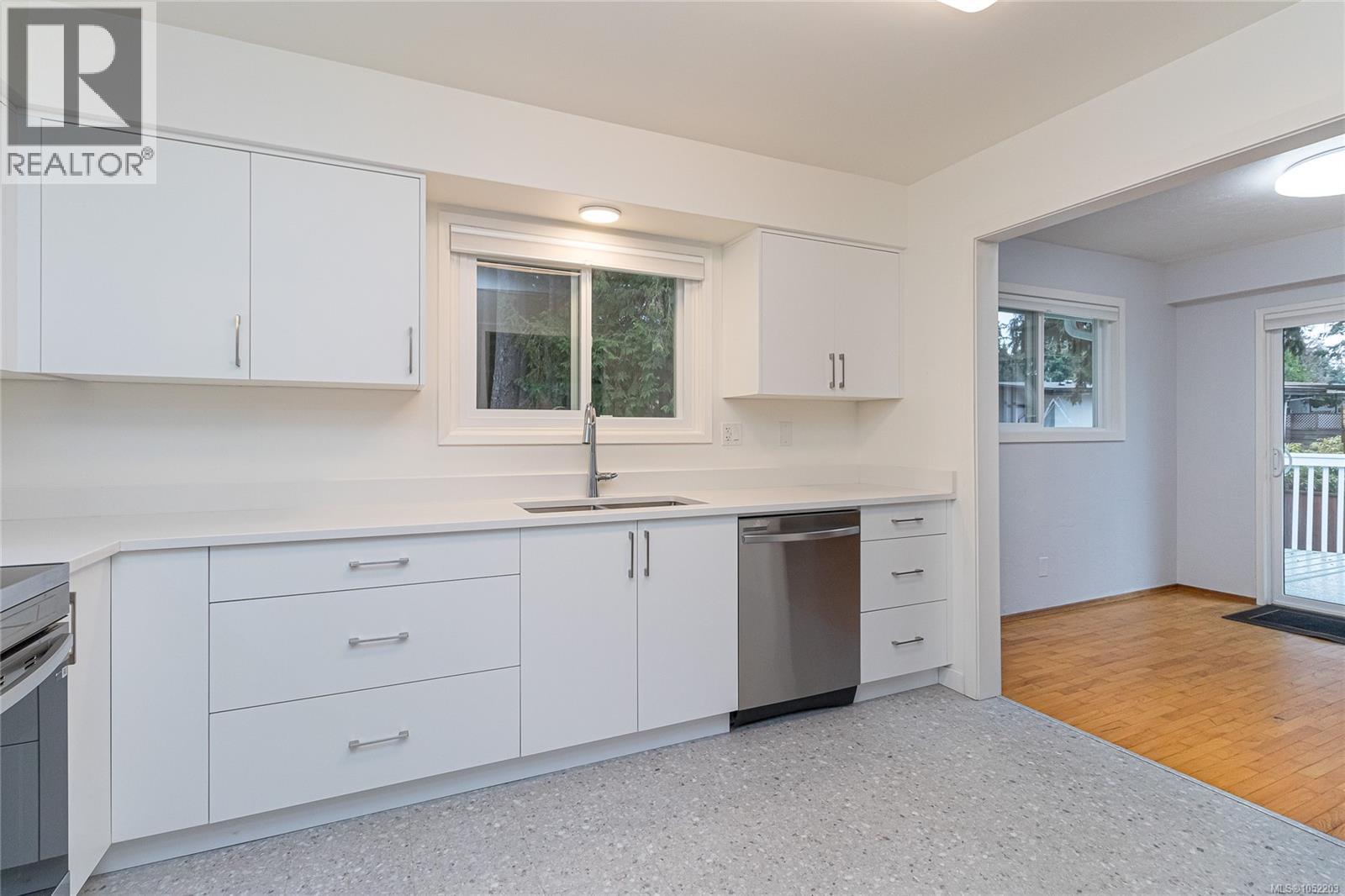 570 Cedarcrest Dr - 13