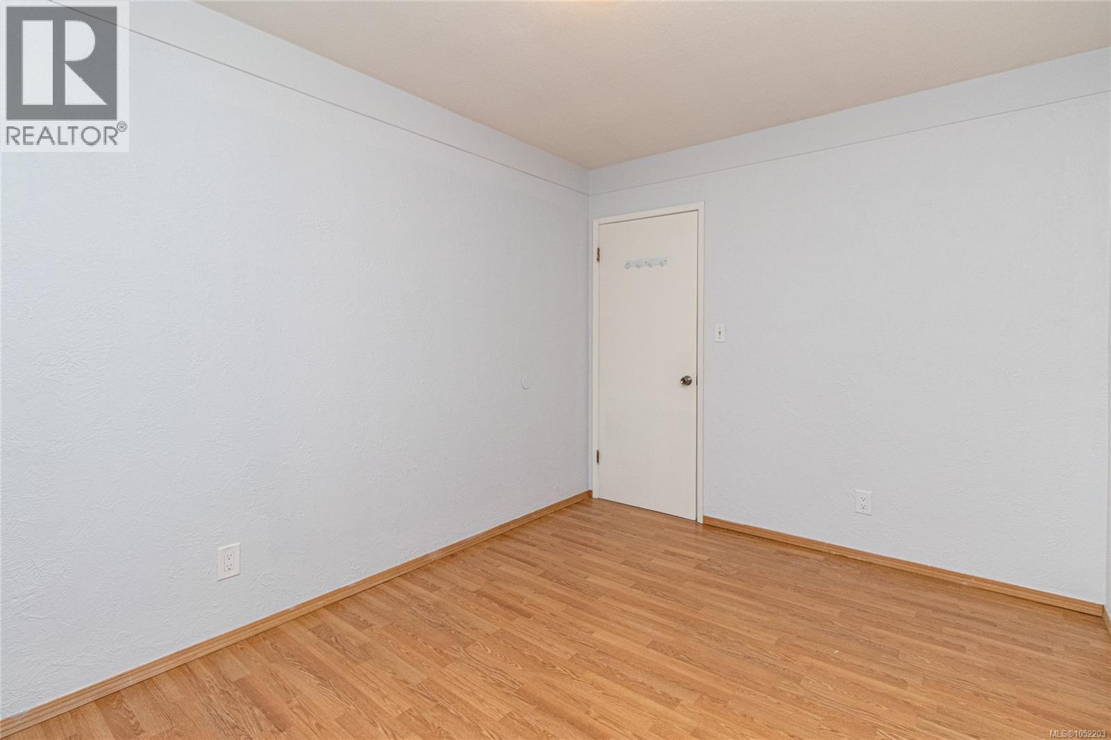 570 Cedarcrest Dr - 22