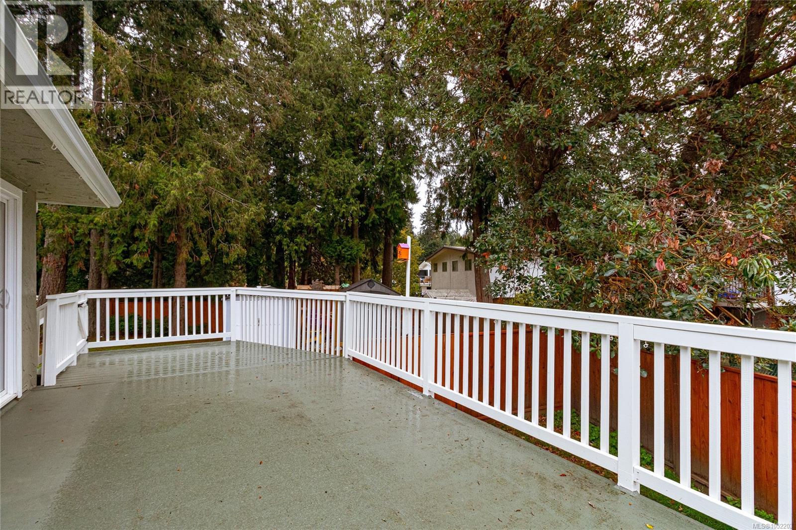 570 Cedarcrest Dr - 45