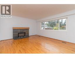 Entrance - 570 Cedarcrest Dr, Colwood, BC V9C1M3 Photo 7