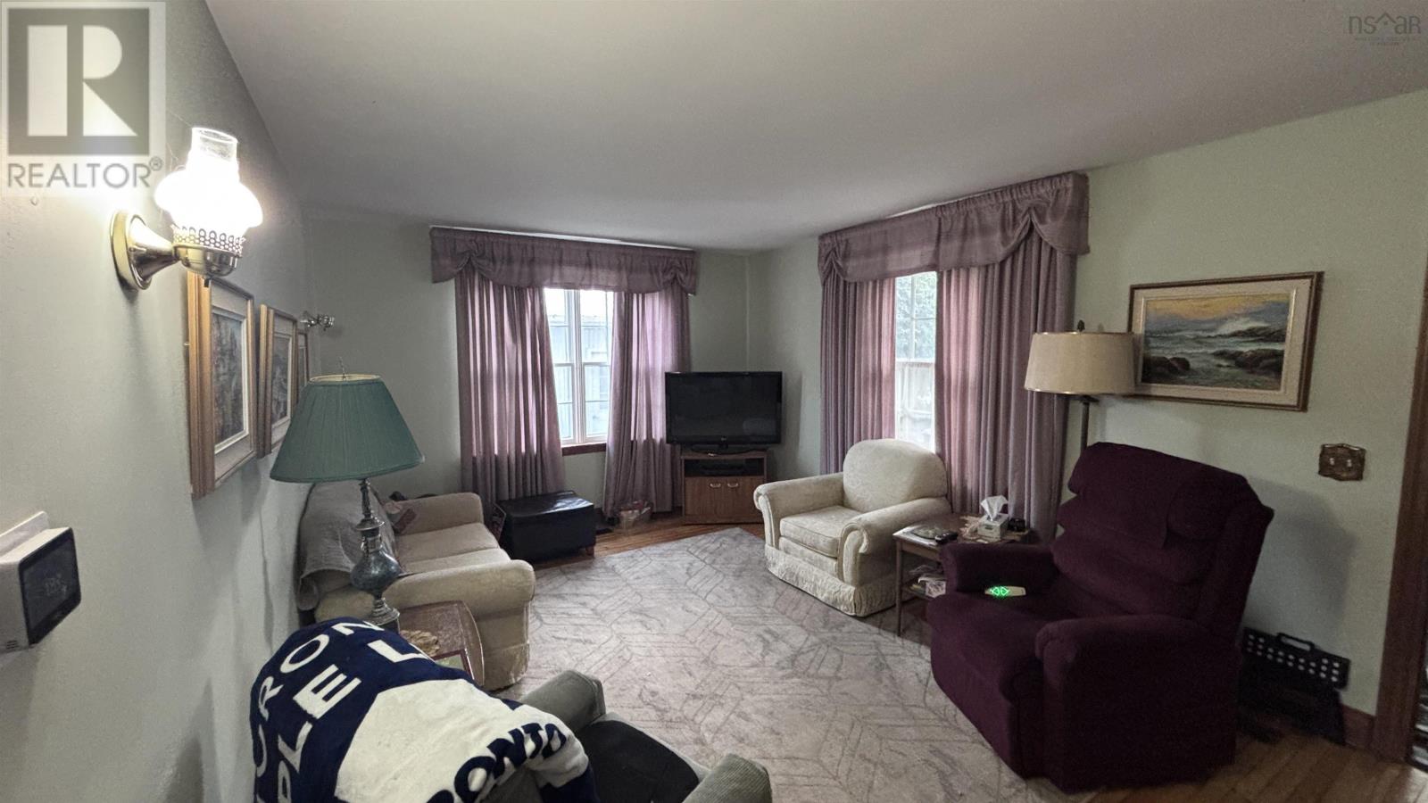 20 GREAT VILLAGE LORNEVALE Road - 3