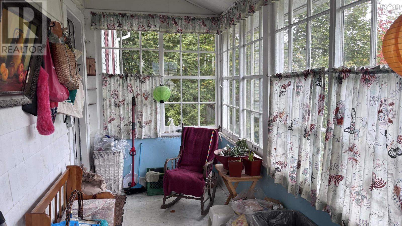 20 GREAT VILLAGE LORNEVALE Road - 8