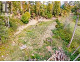6211 Ferguson Rd, Port Alberni, BC V9Y8L4 Photo 15