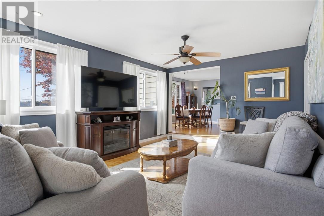 1290 NORTH SHORE Drive - 7