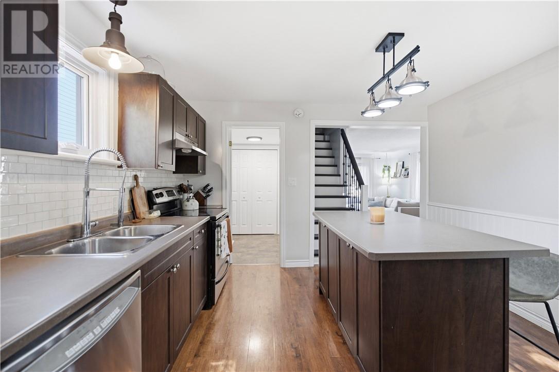 407 Morris Street - 14