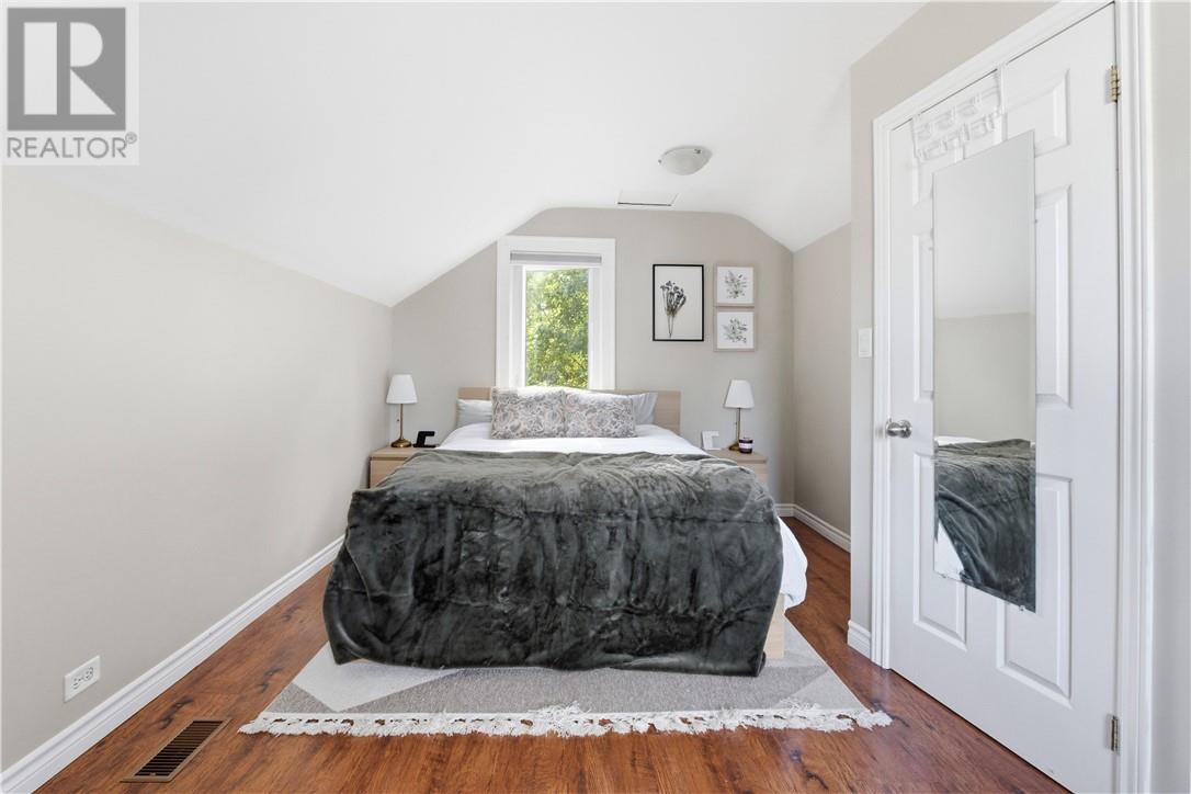 407 Morris Street - 16