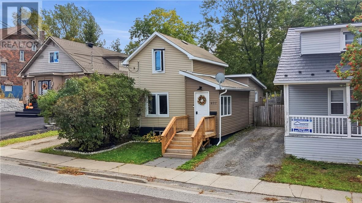 407 Morris Street - 2
