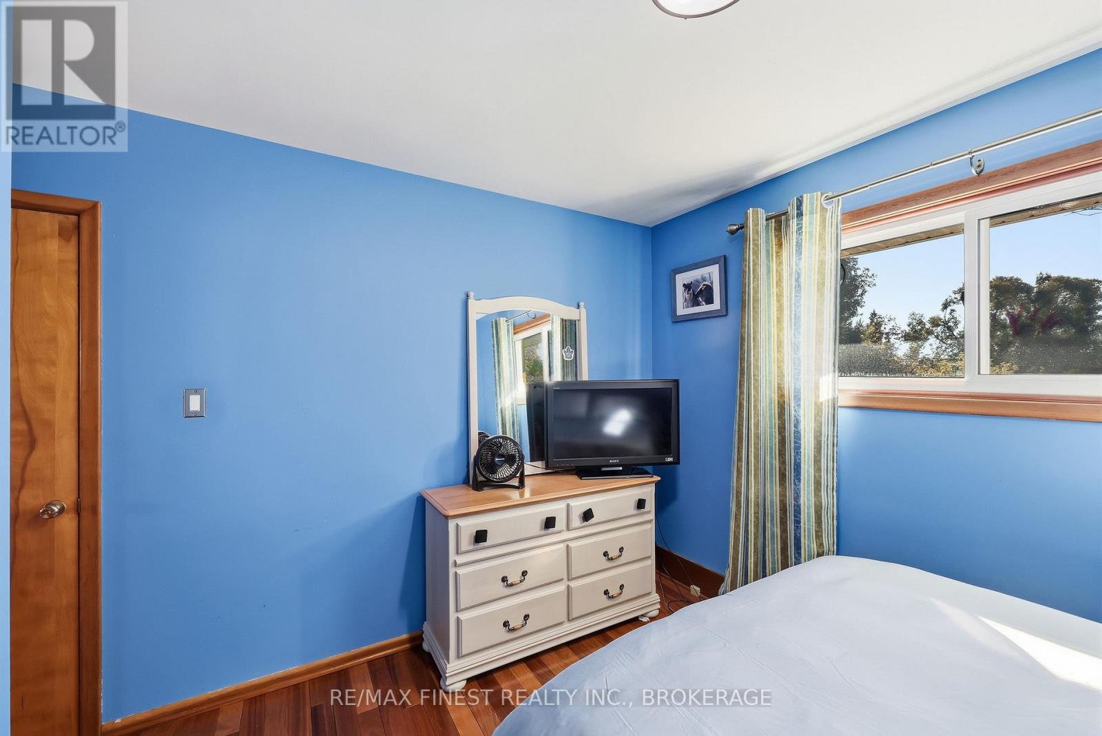 1409 SPROULE STREET - 26