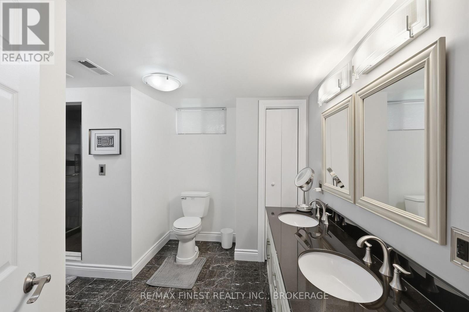 1409 Sproule Street — photo 34