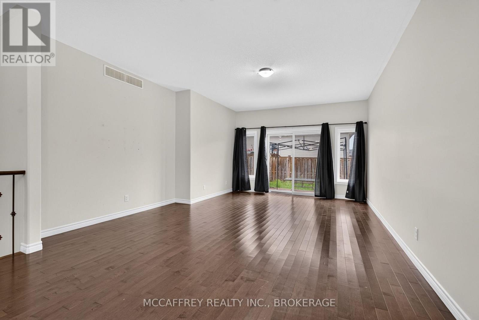 1286 Carfa Crescent — photo 13