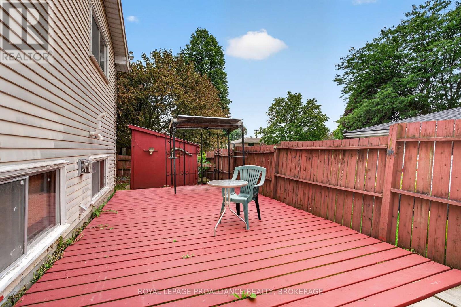 2 Virginia Street — photo 26