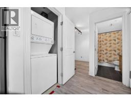 904, 55 Spruce Place SW - photo 26