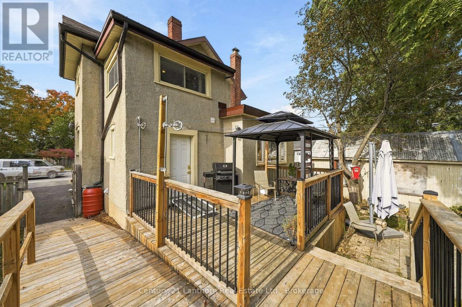9 South Park Street, Belleville, ON photo 19