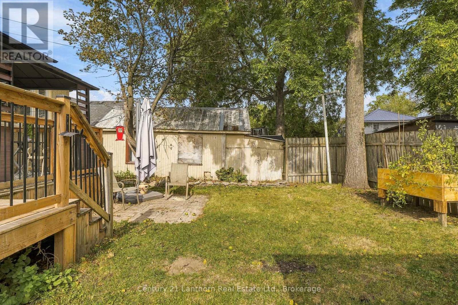 9 South Park Street, Belleville, ON photo 39