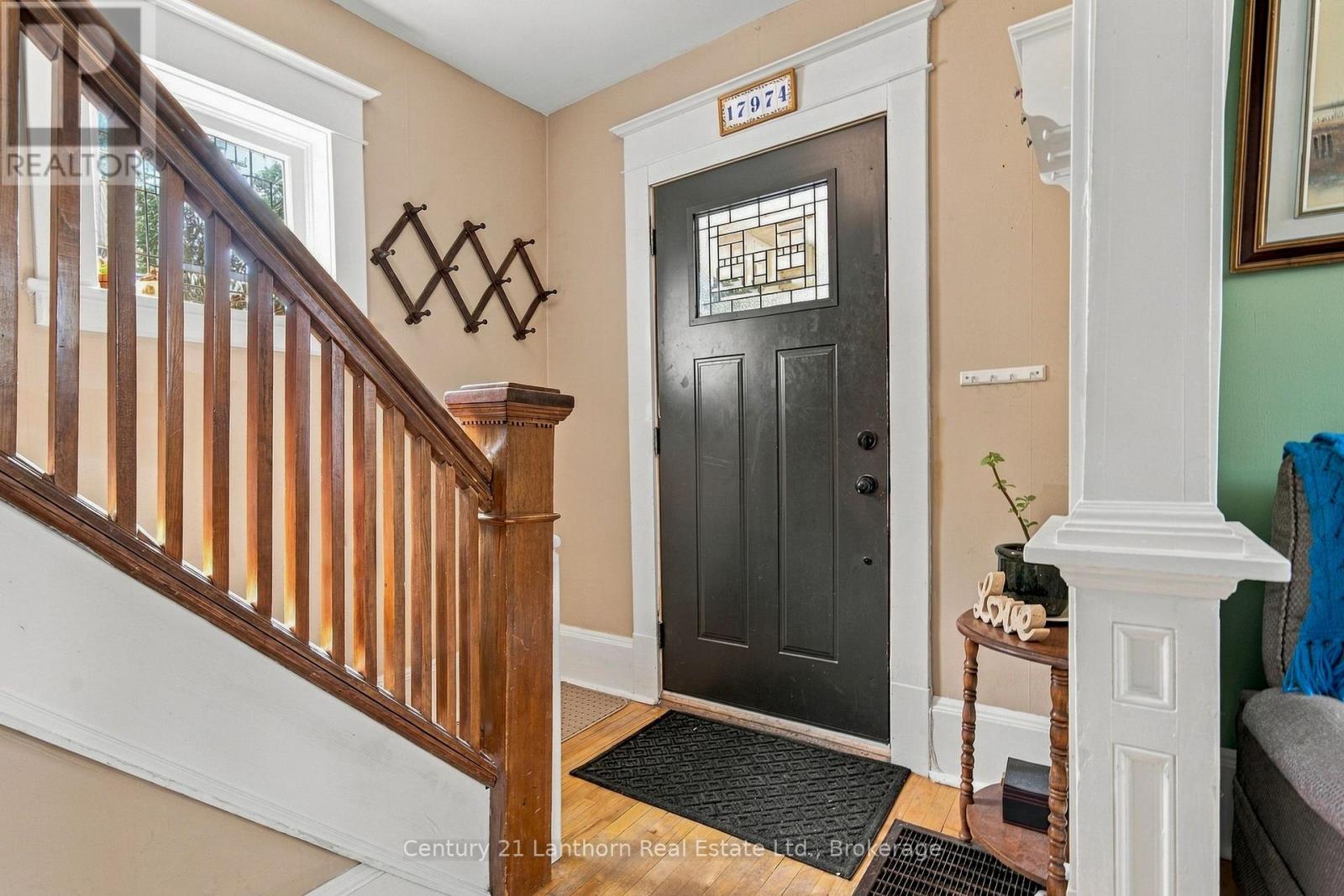 9 South Park Street, Belleville, ON photo 7