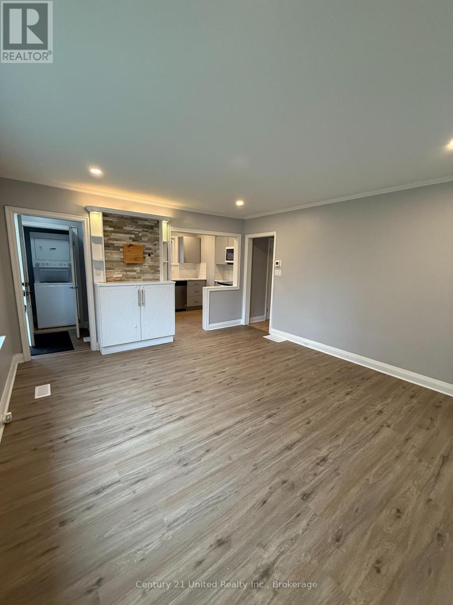 1055 Western Avenue — photo 3