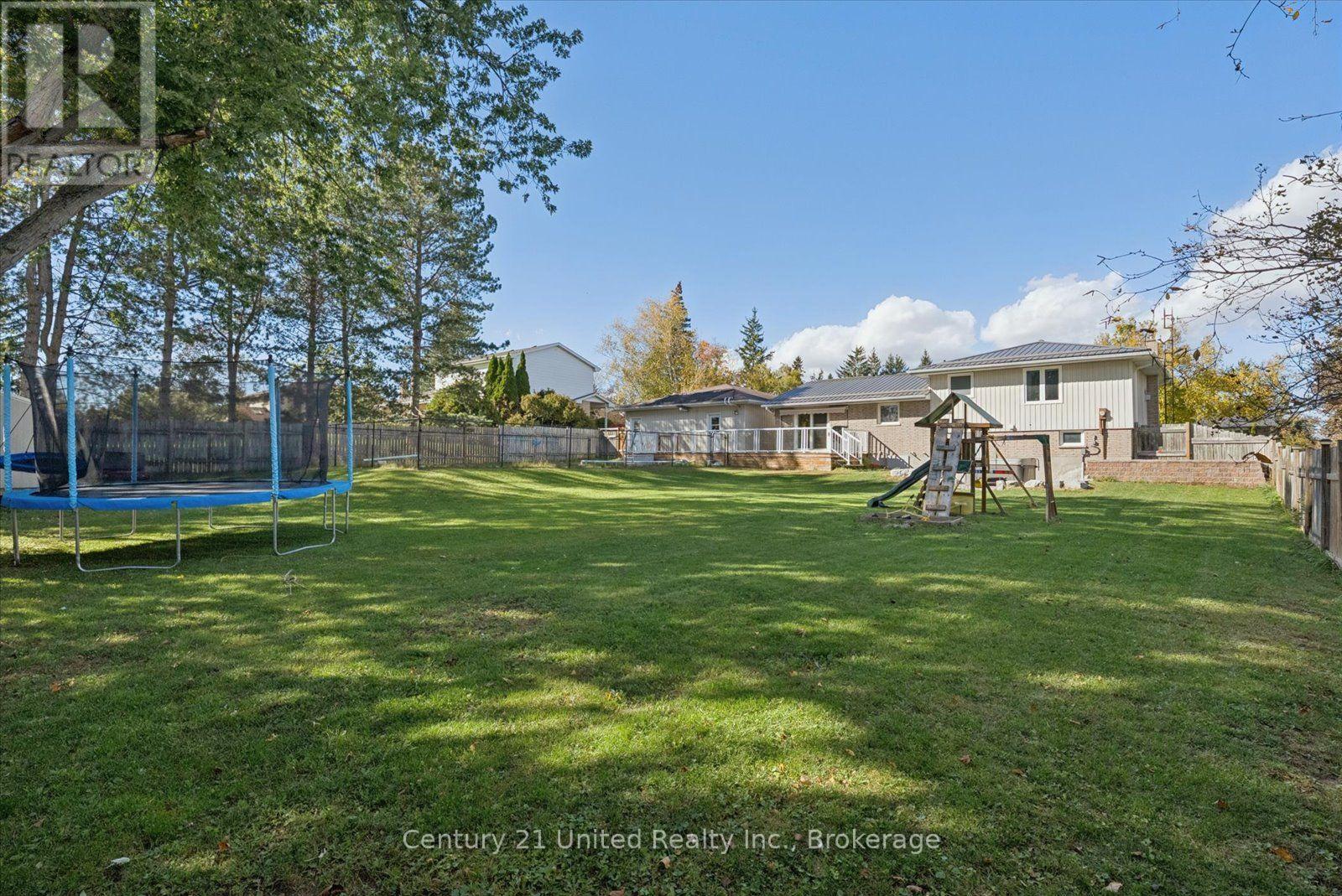 86 CRYSTAL SPRINGS DRIVE - 44