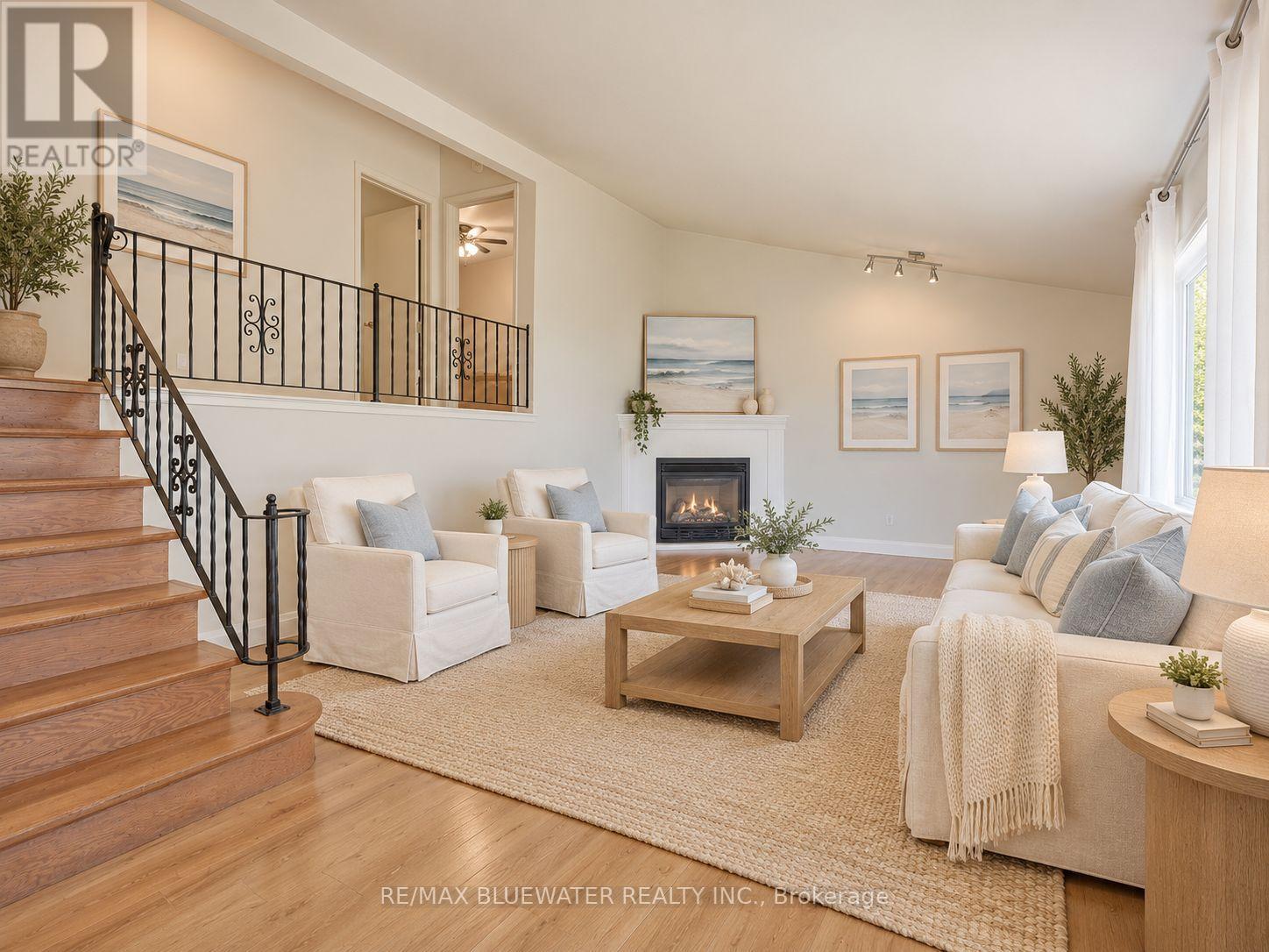 71251 BLUEWATER HIGHWAY - 15
