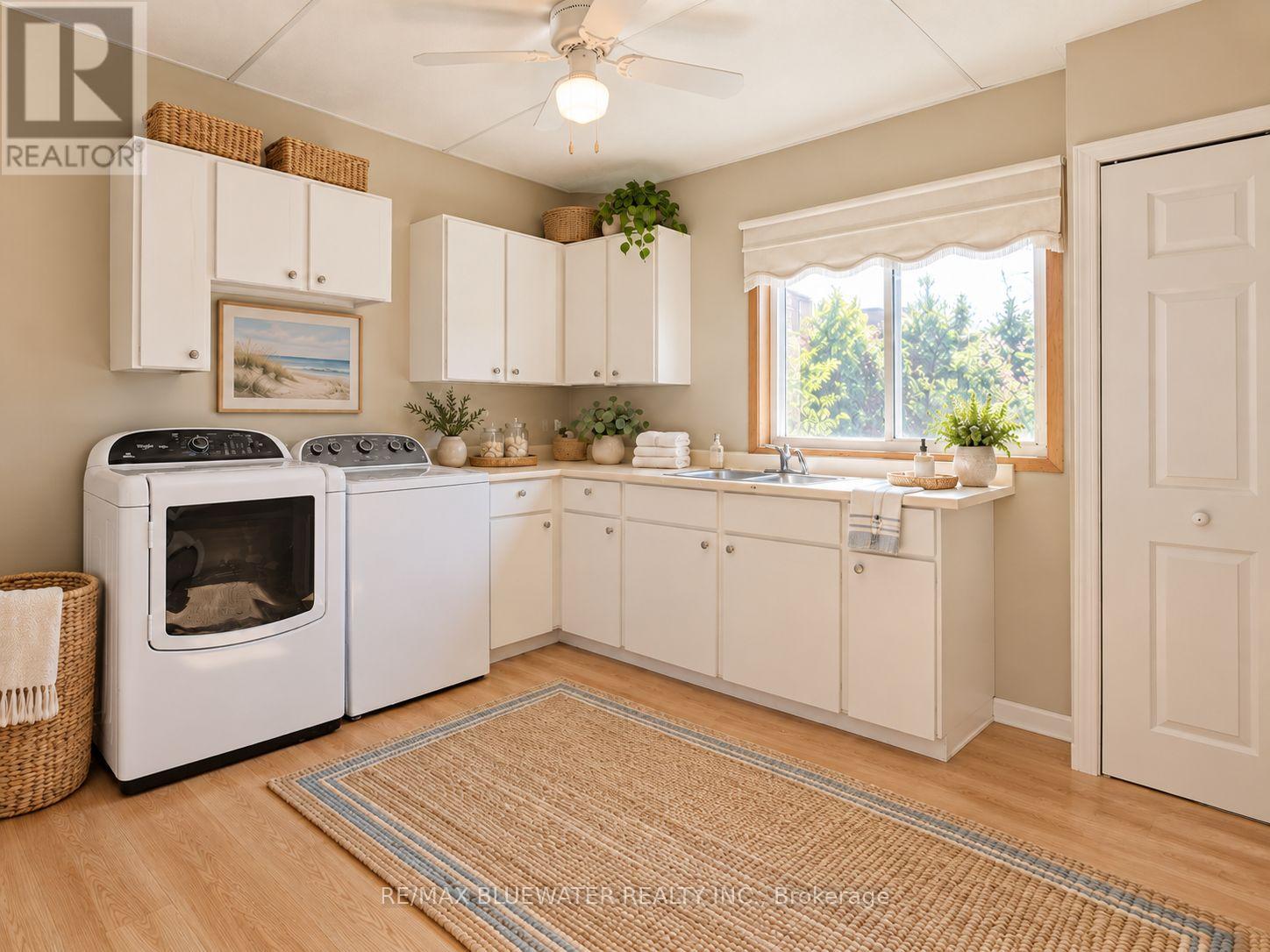 71251 BLUEWATER HIGHWAY - 31