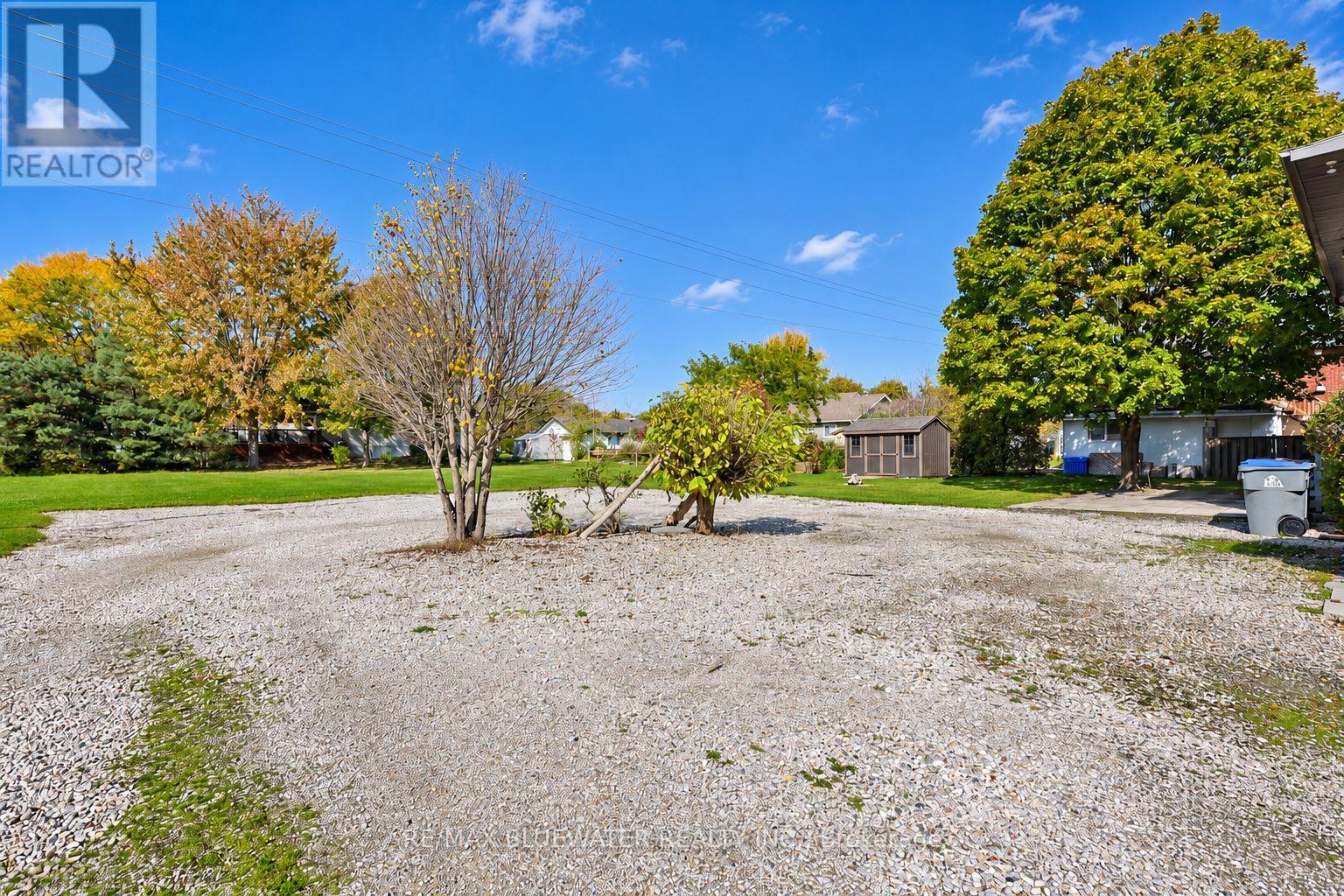 71251 BLUEWATER HIGHWAY - 43