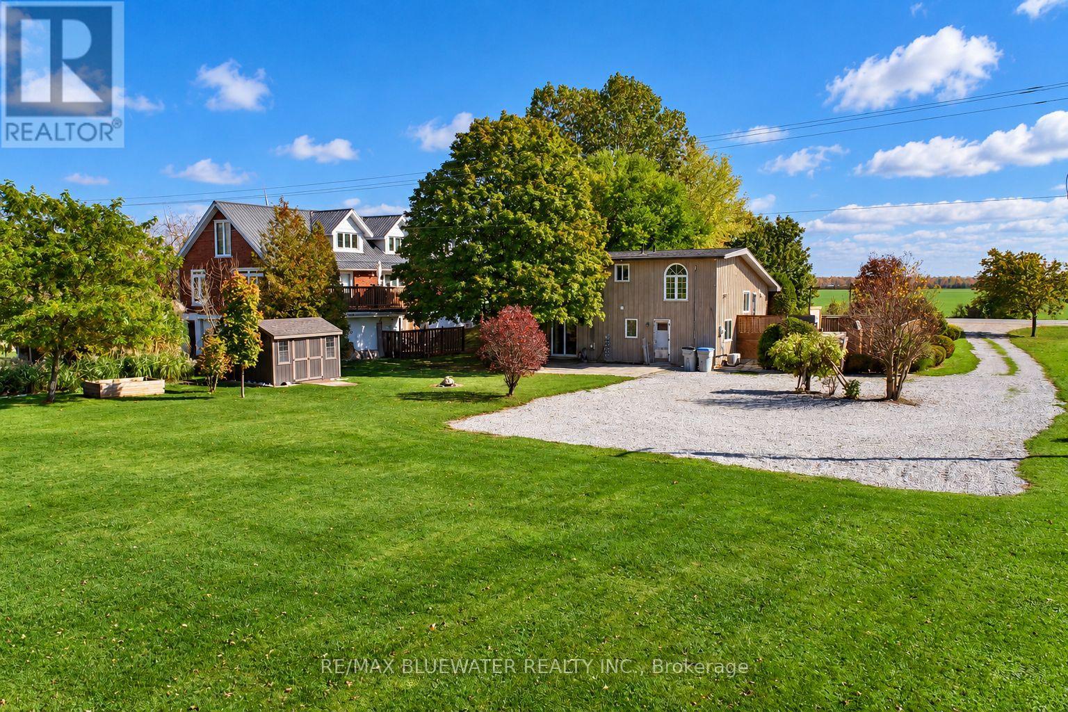 71251 BLUEWATER HIGHWAY - 9