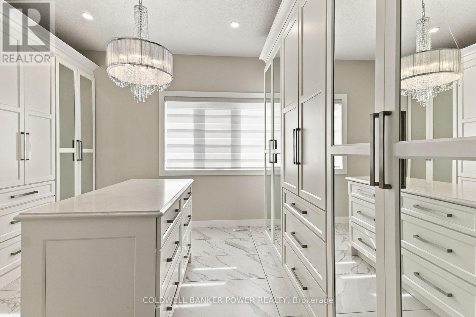 6 bedroom Single Family interior view, 1326 Birchwood Drive, Byron, London, Ontario