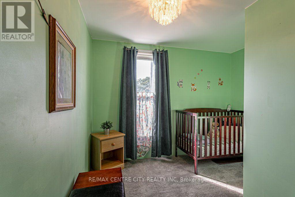 61 ALMA STREET - 22