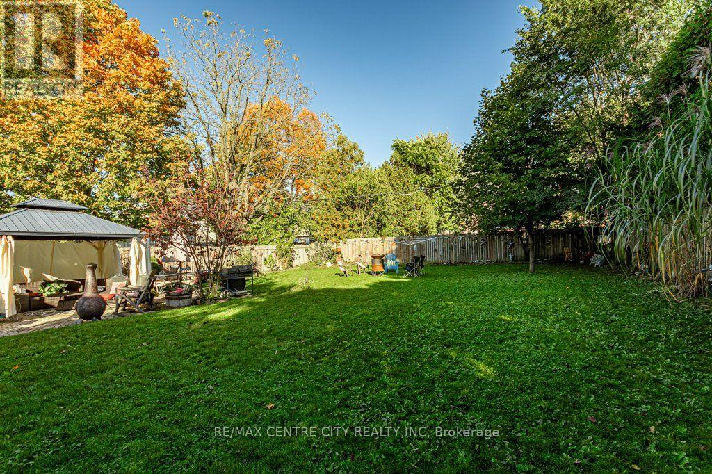 61 ALMA STREET - 25