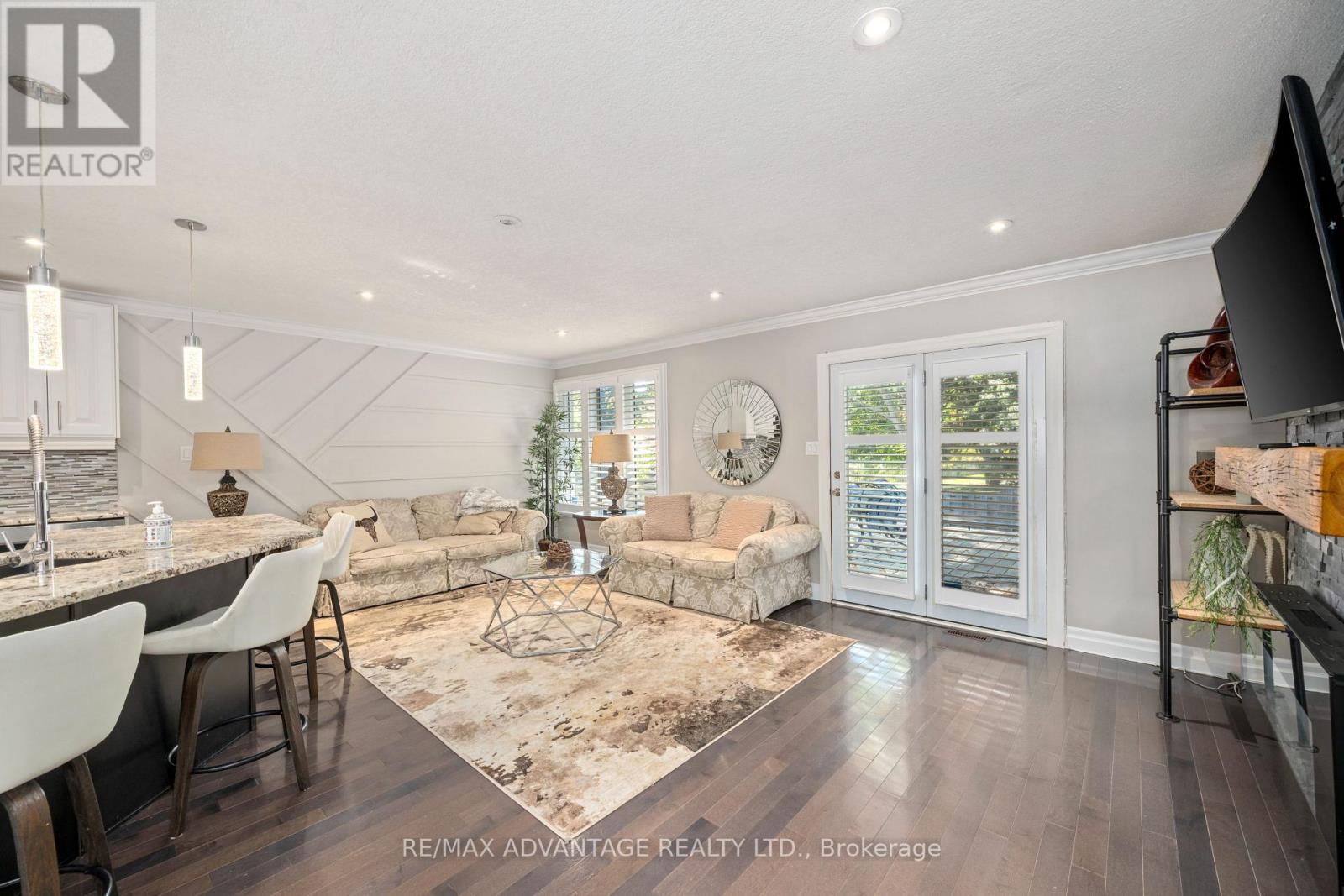 126 Mountainview Crescent — photo 11