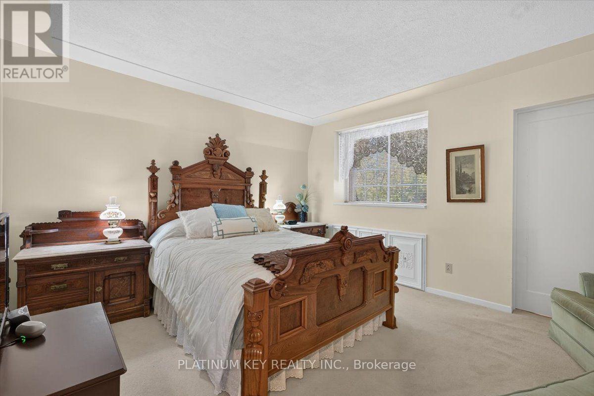14 Foster Avenue — photo 14