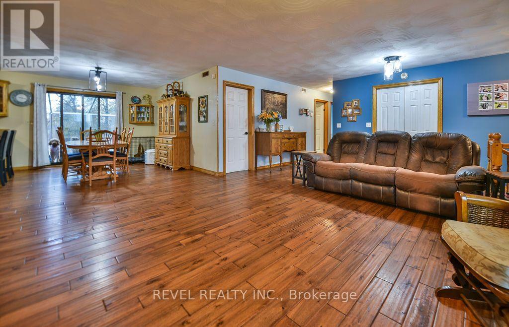 777 AIRPORT ROAD - 12