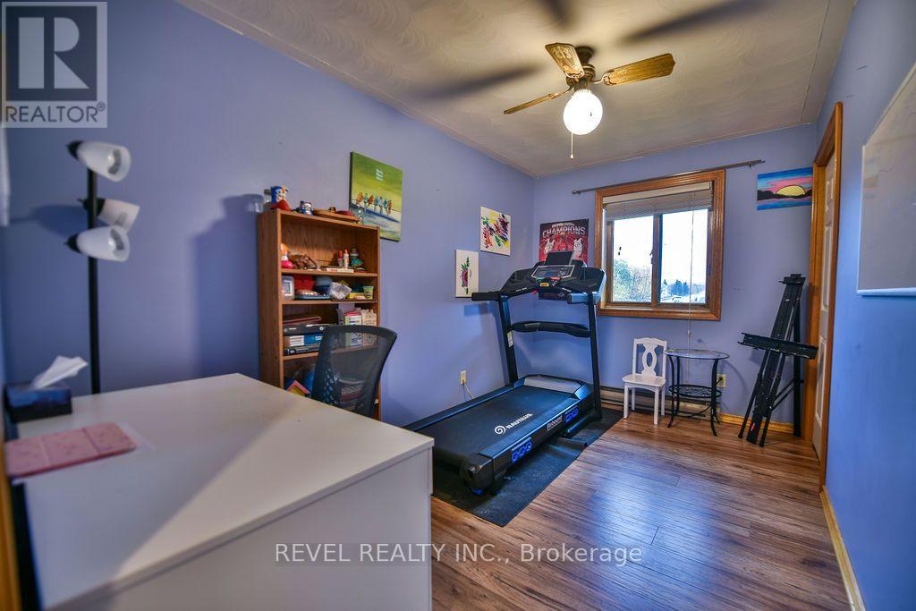 777 AIRPORT ROAD - 31