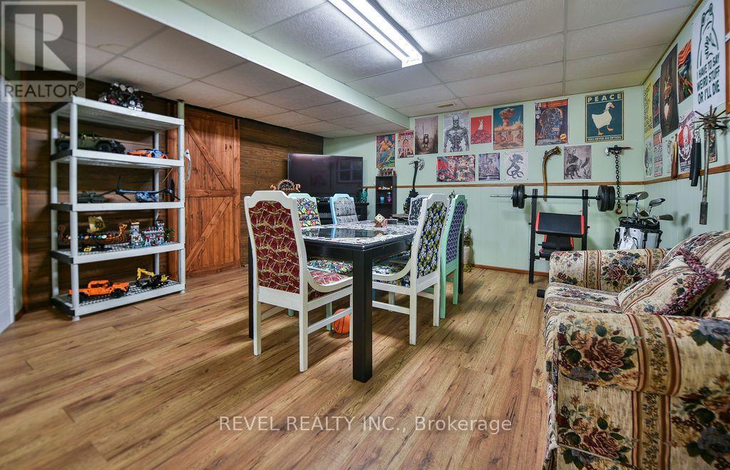 777 AIRPORT ROAD - 37