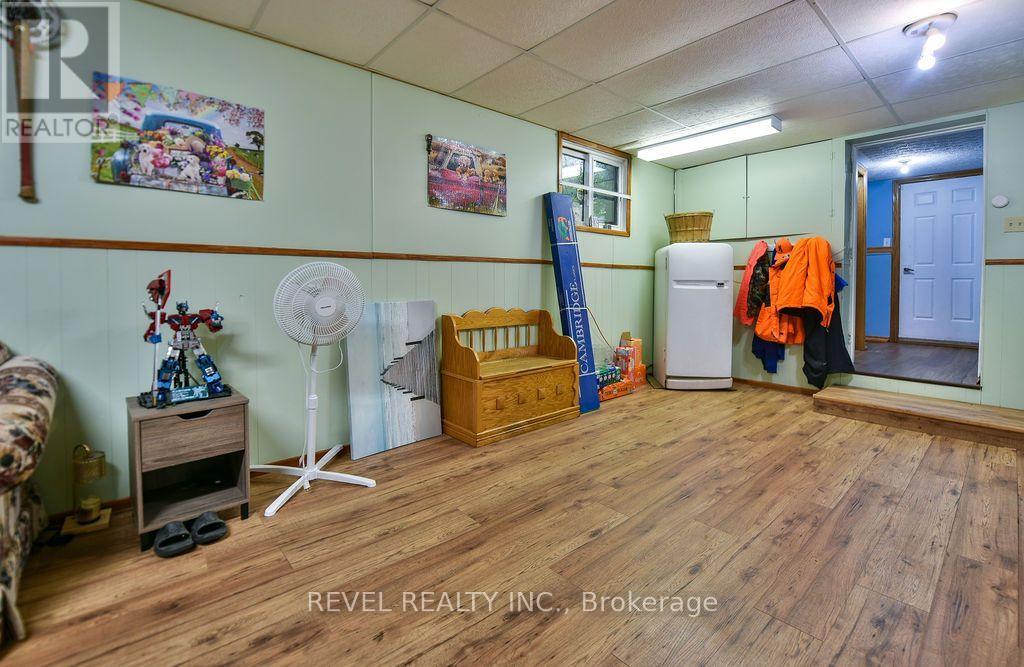 777 AIRPORT ROAD - 39