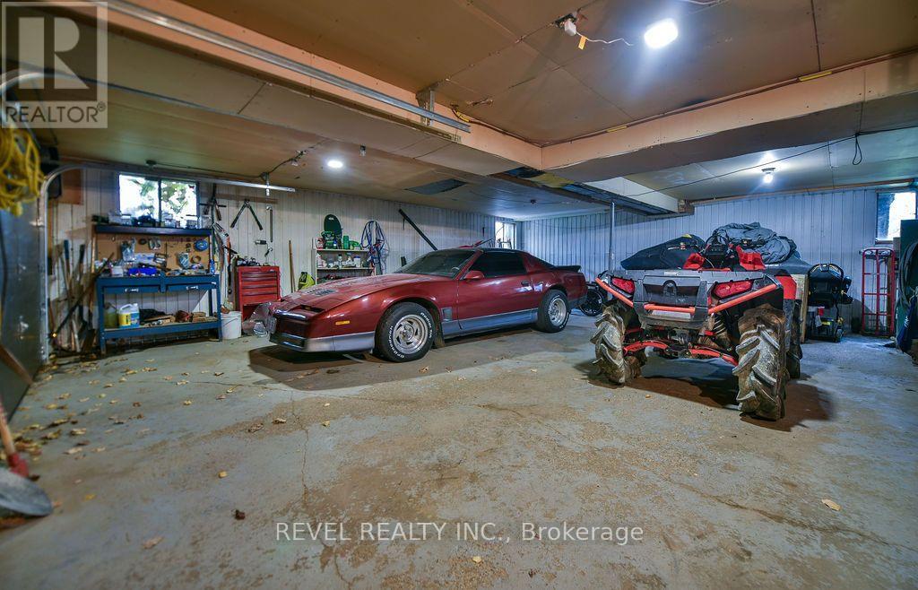 777 AIRPORT ROAD - 42
