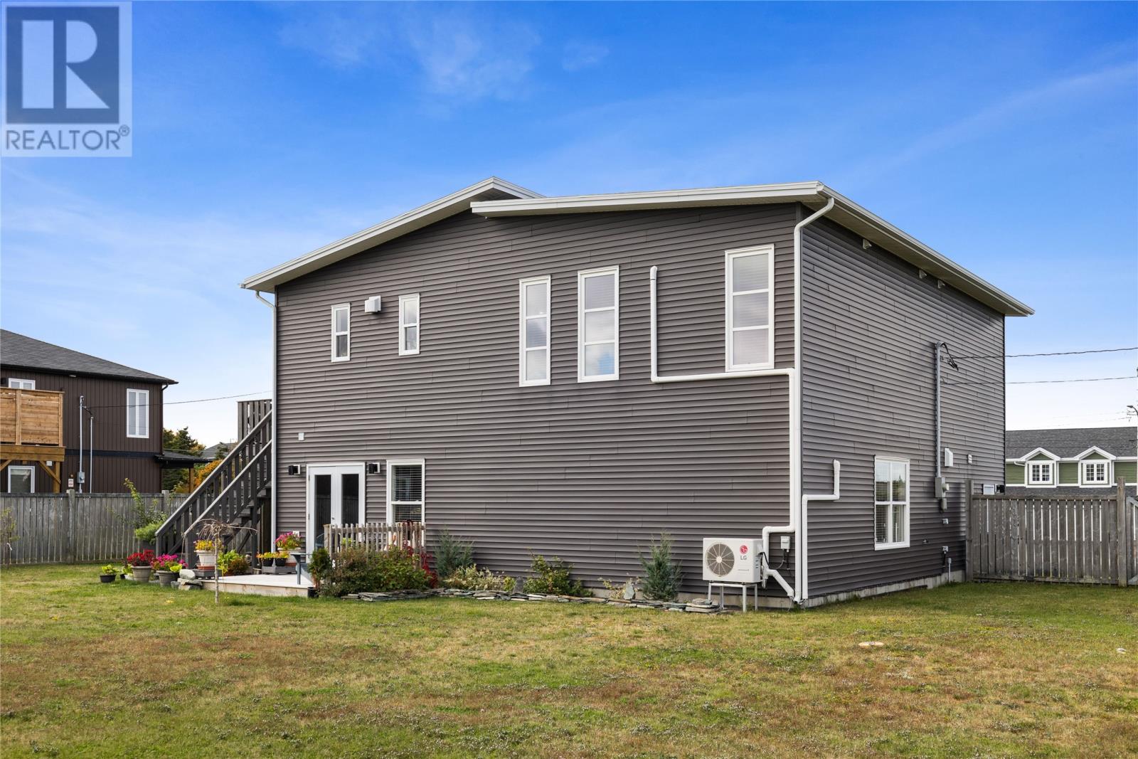 25 Pulpit Rock Road - 36