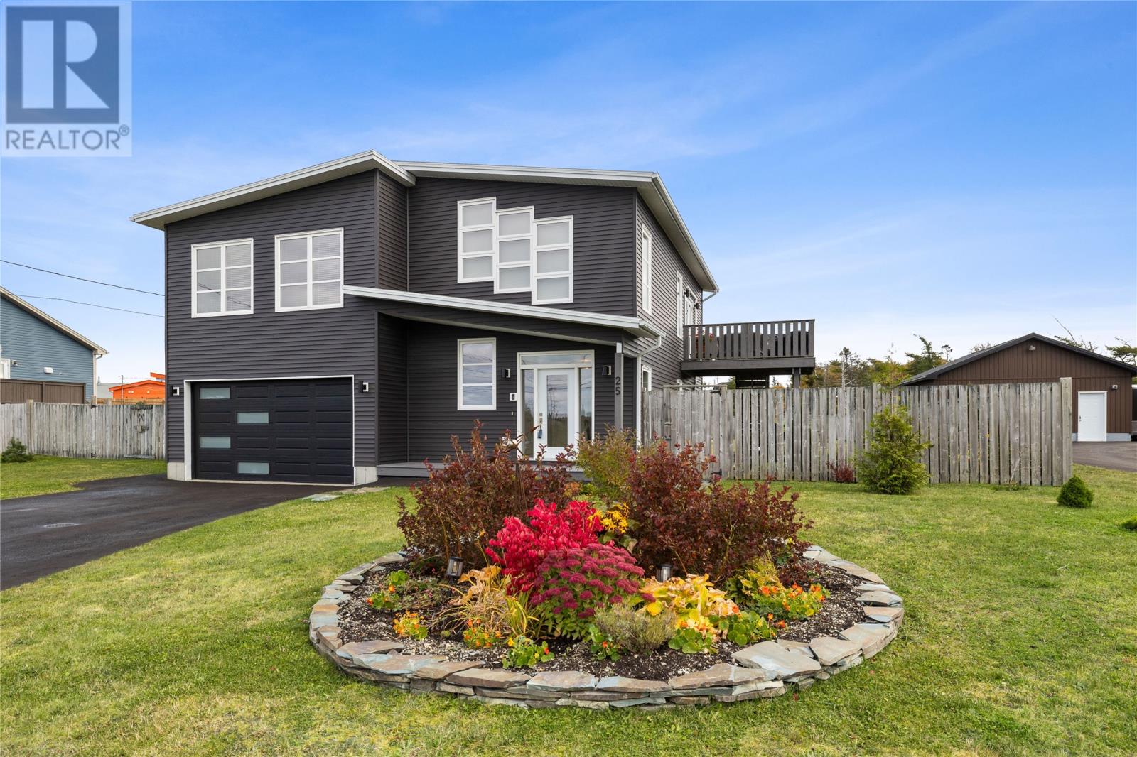 25 Pulpit Rock Road - 41