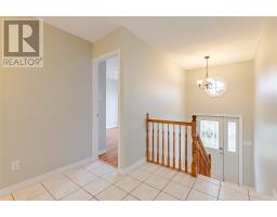 4 McGrath Crescent thumbnail 15