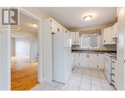 4 McGrath Crescent thumbnail 17