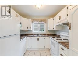 4 McGrath Crescent thumbnail 18