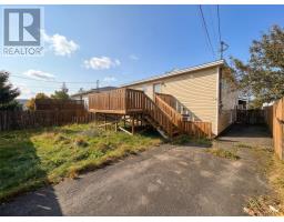 4 McGrath Crescent thumbnail 4