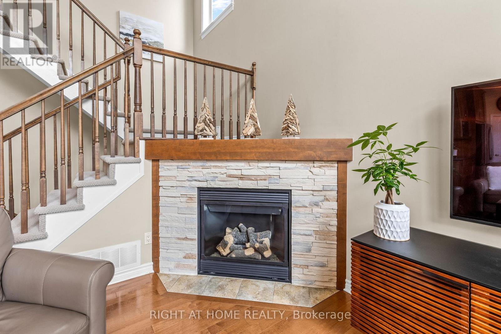 983 Fieldfair Way — photo 10