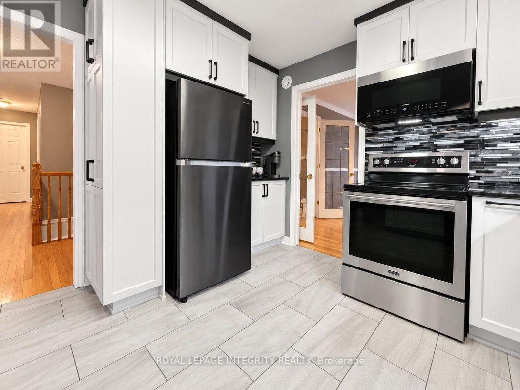 4 Mary Hill Crescent — photo 18