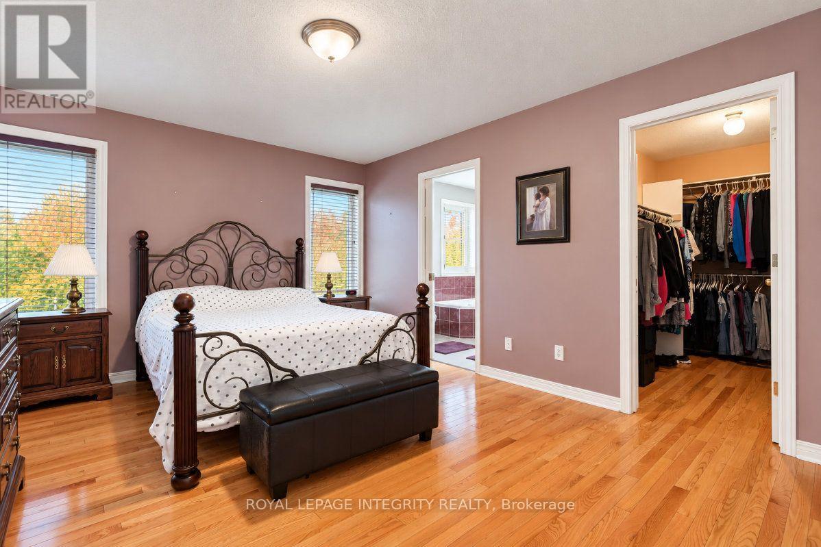 4 Mary Hill Crescent — photo 28